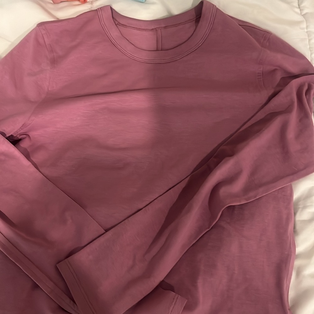 lululemon size 0 long sleeve shirt